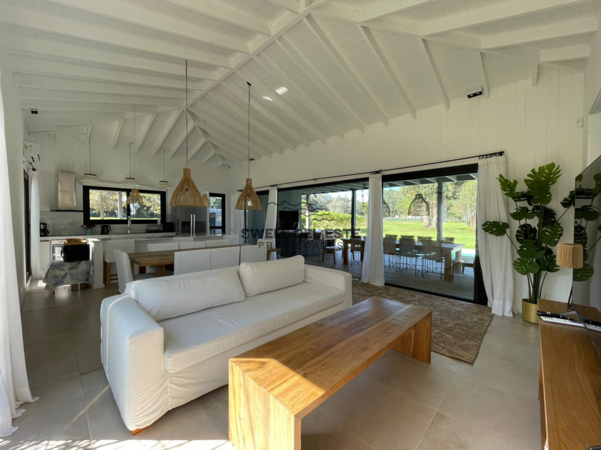 Casa ID.314 - Casa Venta Barrio Don Miguel (La Barra)