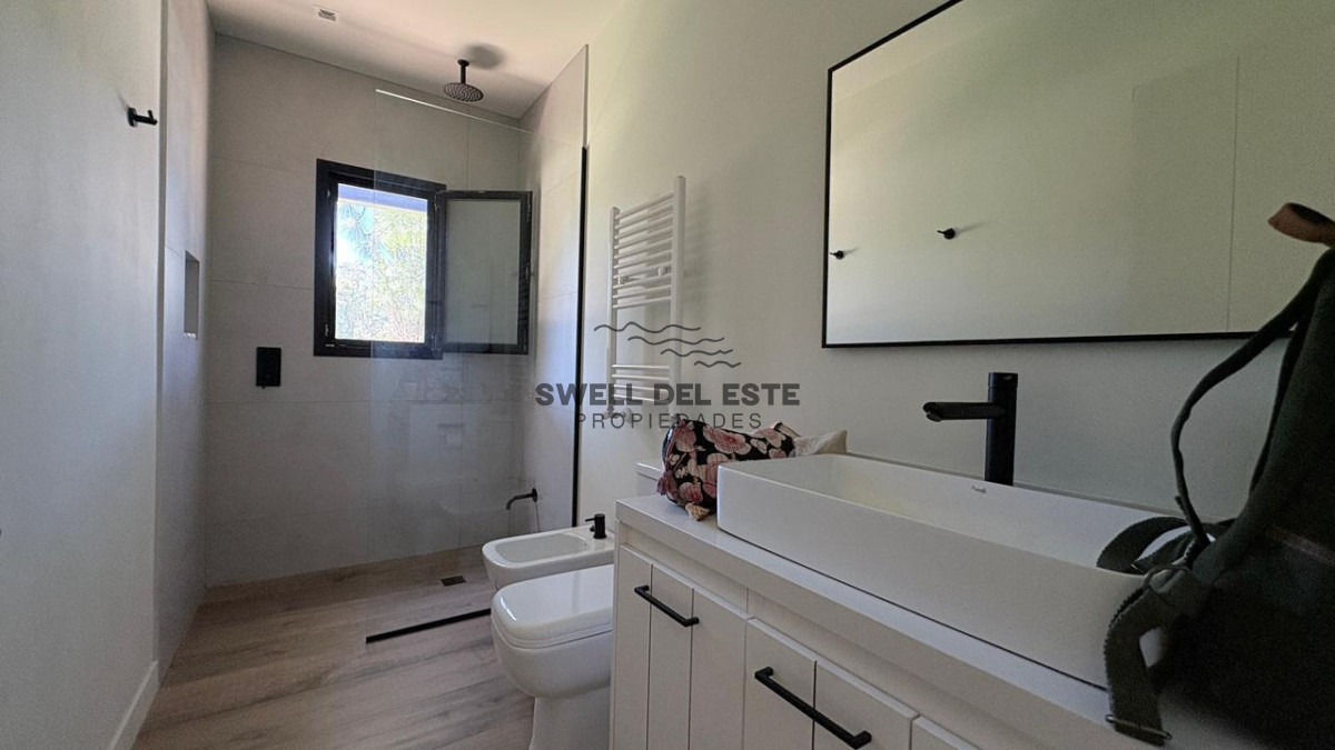 Casa ID.307 - Casa Barrio Don Miguel a Estrenar