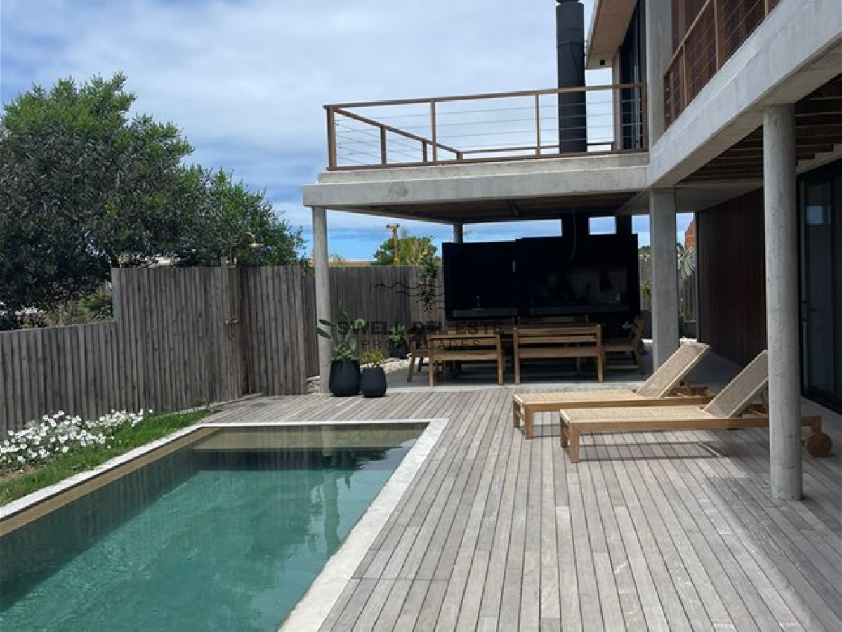 Casa ID.152 - Casa en venta en José Ignacio con vista al mar
