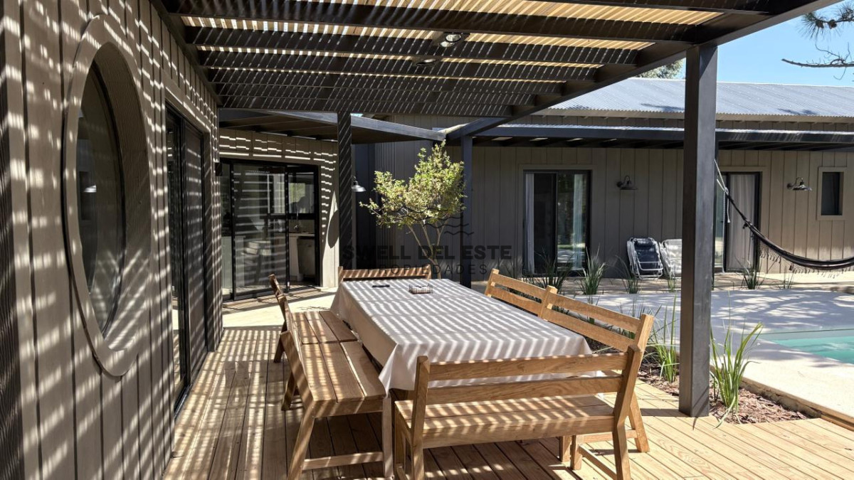 Casa ID.307 - Casa Barrio Don Miguel a Estrenar