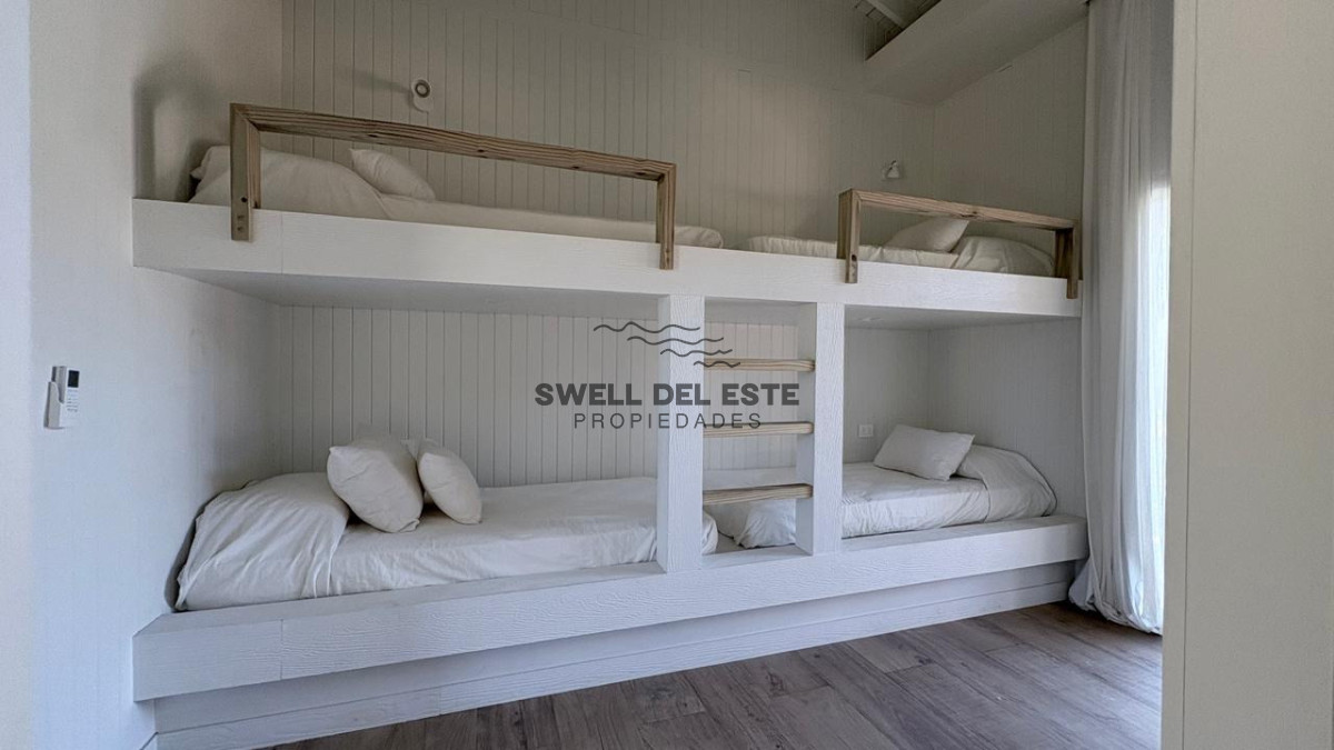 Casa ID.307 - Casa Barrio Don Miguel a Estrenar