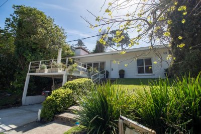 Venta Casa Rincon del Indio con Vista al Mar