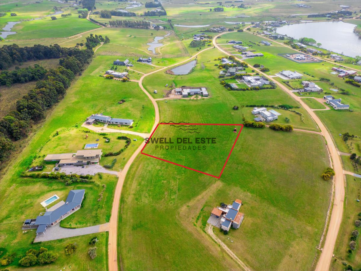 Terreno ID.187 - Terreno de 4.000m2 en Pueblo Mío La Barra