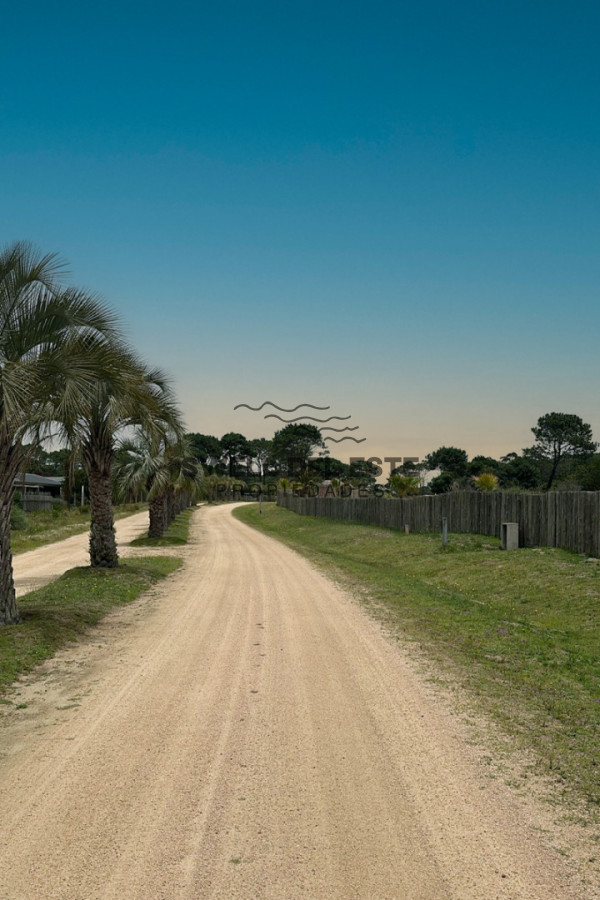 Terreno ID.15 - Terrenos de 1000m2 en barrio privado Playa Brava José Ignacio desde $280.000