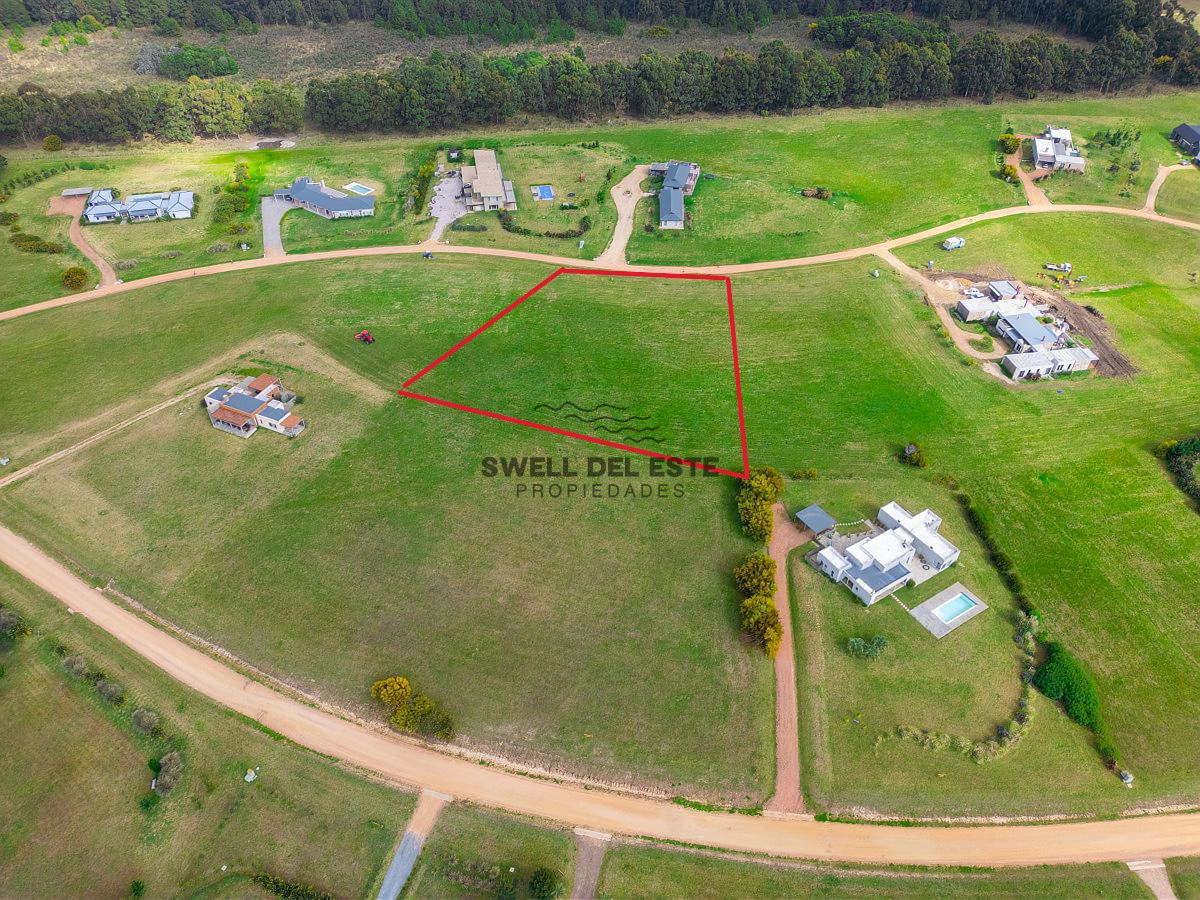 Terreno ID.187 - Terreno de 4.000m2 en Pueblo Mío La Barra