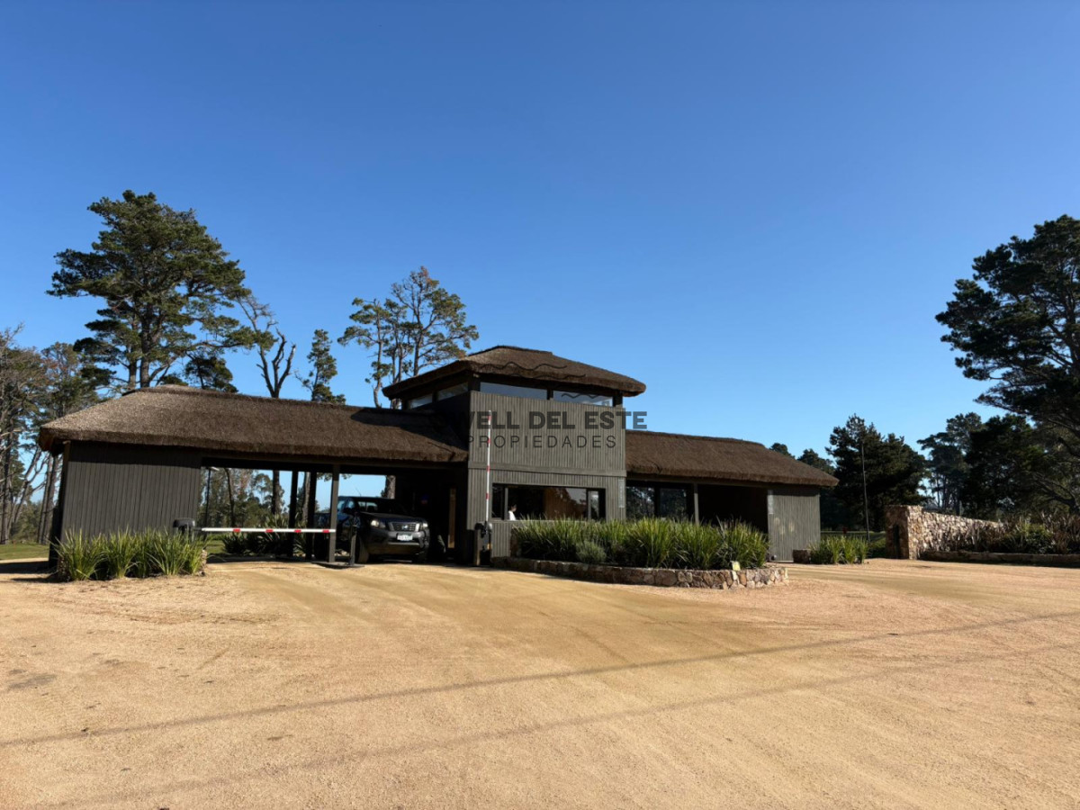 Terreno ID.304 - Terreno Lote 10 Puerto Quetzal - Vista Laguna