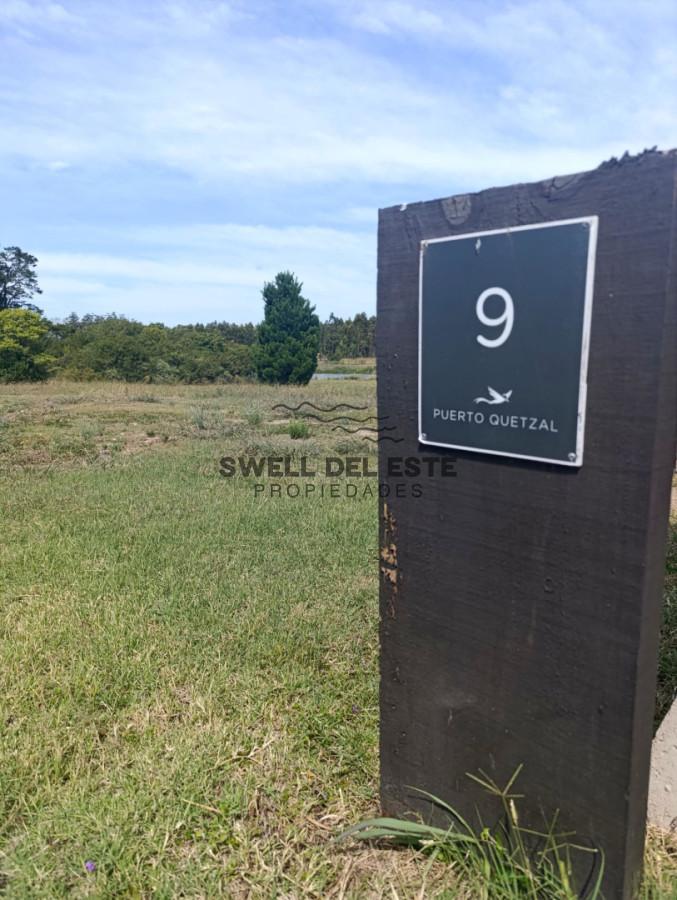 Terreno ID.303 - Terreno Lote 9 Puerto Quetzal - Vista Laguna