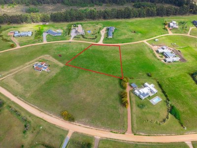 Terreno de 4.000m2 en Pueblo Mío La Barra