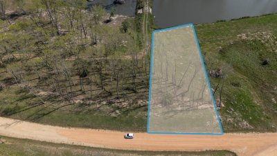 Terreno con Lago Barrio Puerto Quetzal 4000m2