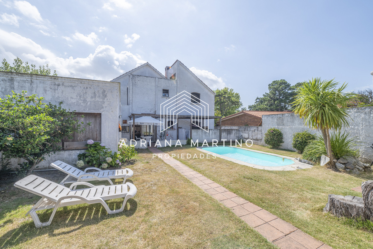 Casa ID.71291 - Casa en venta, 5 dormitorios en Punta del este!