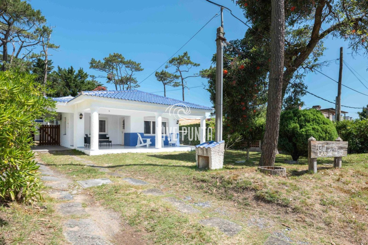 Casa ID.874 - Casa en venta y alquiler temporal a metros del mar, Punta del Este