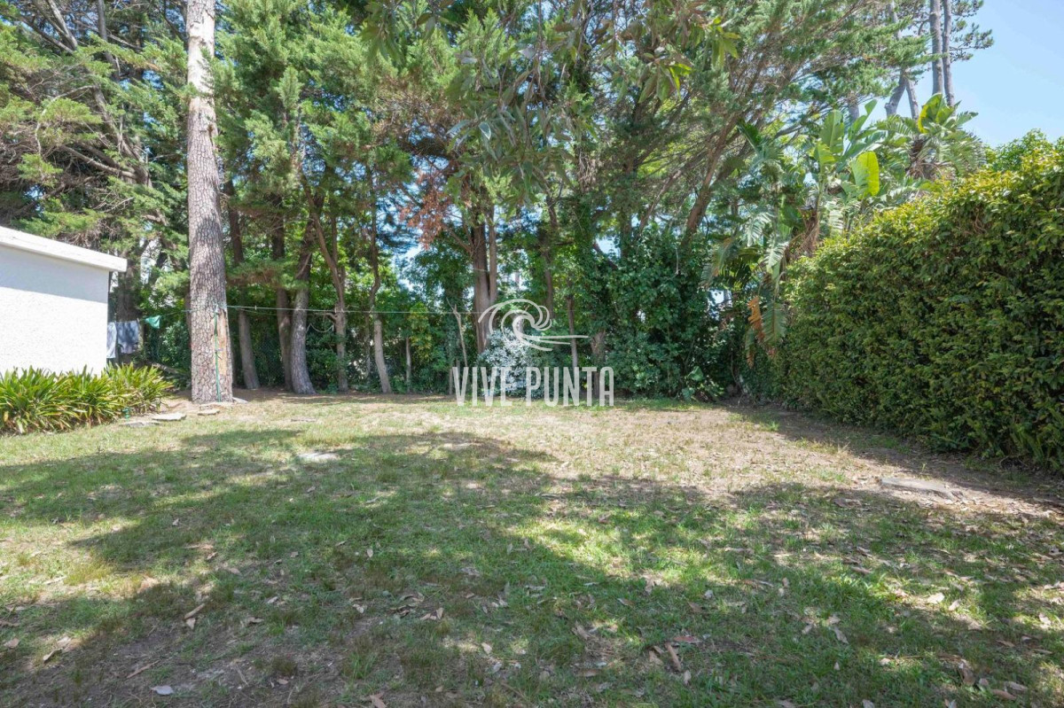 Casa ID.874 - Casa en venta y alquiler temporal a metros del mar, Punta del Este
