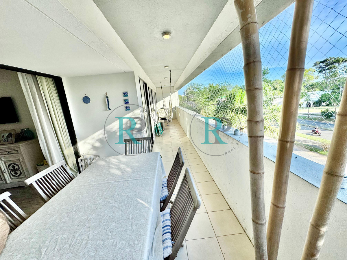 Apartamento ID.2324 - Apartamento en venta 2 dormitorios Punta del Este