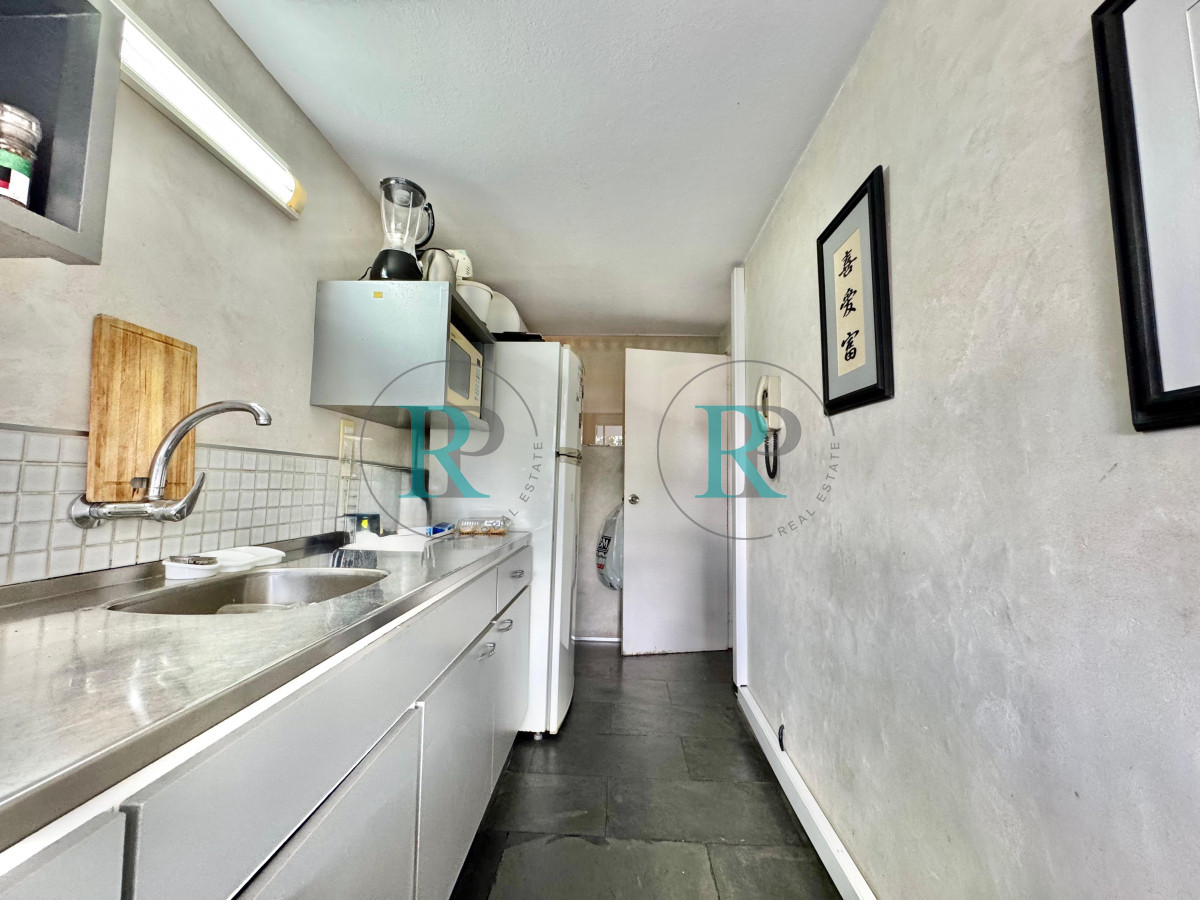 Apartamento ID.2476 - Apartamento en venta dormitorio y medio en Punta del Este