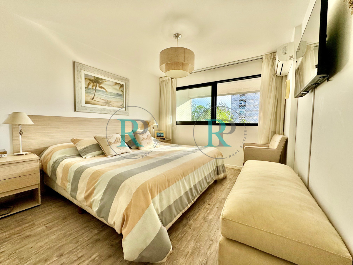 Apartamento ID.2324 - Apartamento en venta 2 dormitorios Punta del Este
