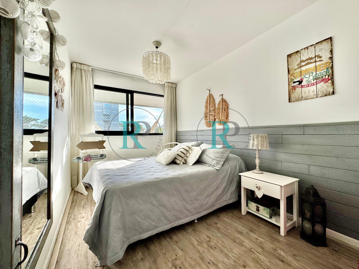 Apartamento ID.2324 - Apartamento en venta 2 dormitorios Punta del Este
