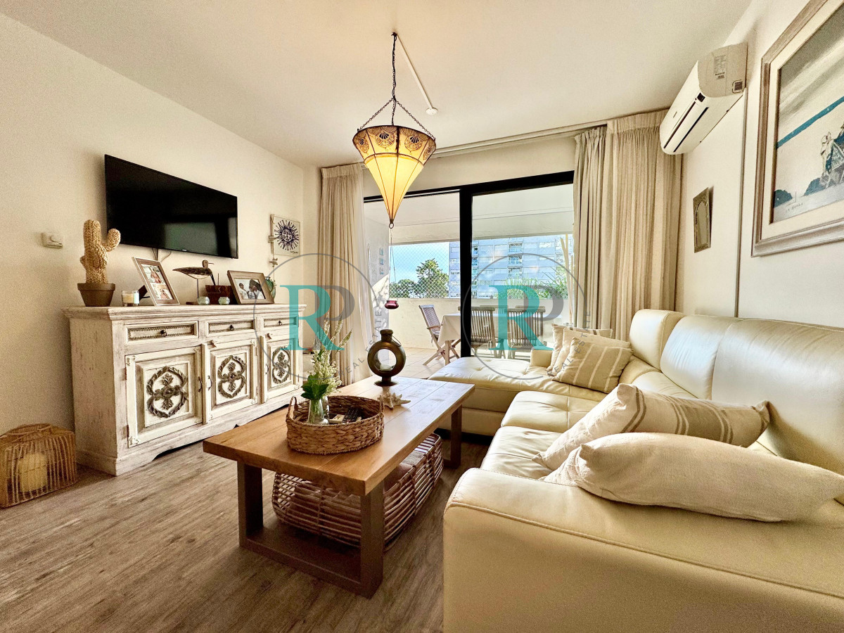 Apartamento ID.2324 - Apartamento en venta 2 dormitorios Punta del Este