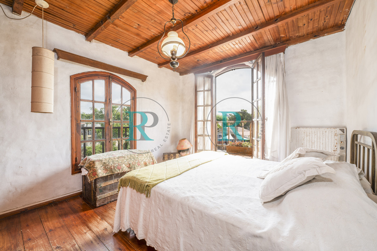 Casa ID.2336 - Casa en venta, 5 dormitorios en Punta del este!