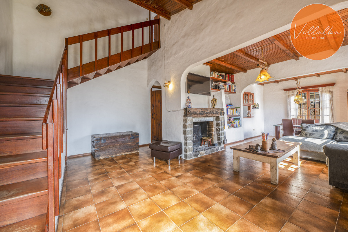 Apartamento ID.3412 - Casa en venta, 5 dormitorios en Punta del este!