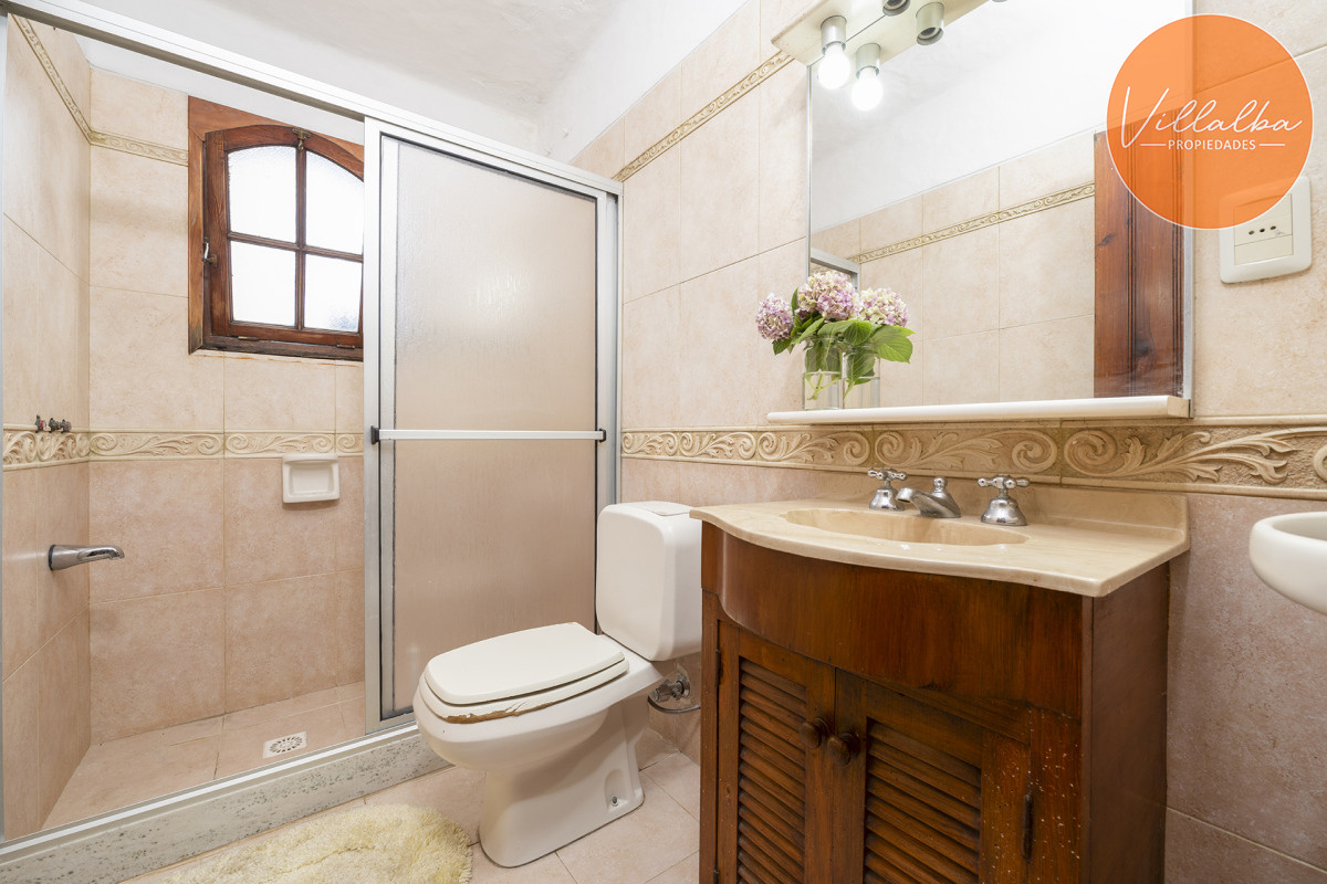 Apartamento ID.3412 - Casa en venta, 5 dormitorios en Punta del este!