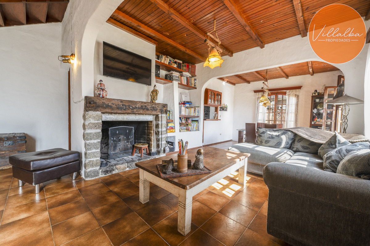 Apartamento ID.3412 - Casa en venta, 5 dormitorios en Punta del este!