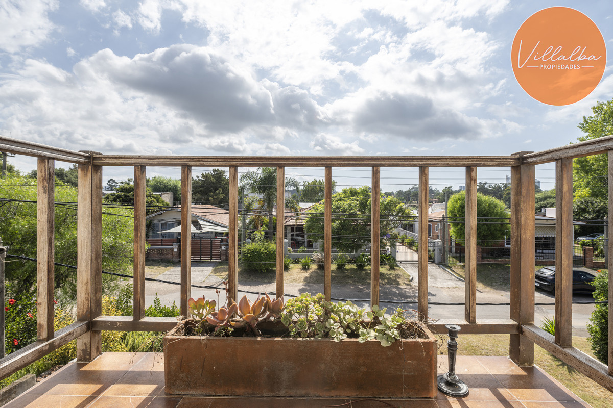 Apartamento ID.3412 - Casa en venta, 5 dormitorios en Punta del este!