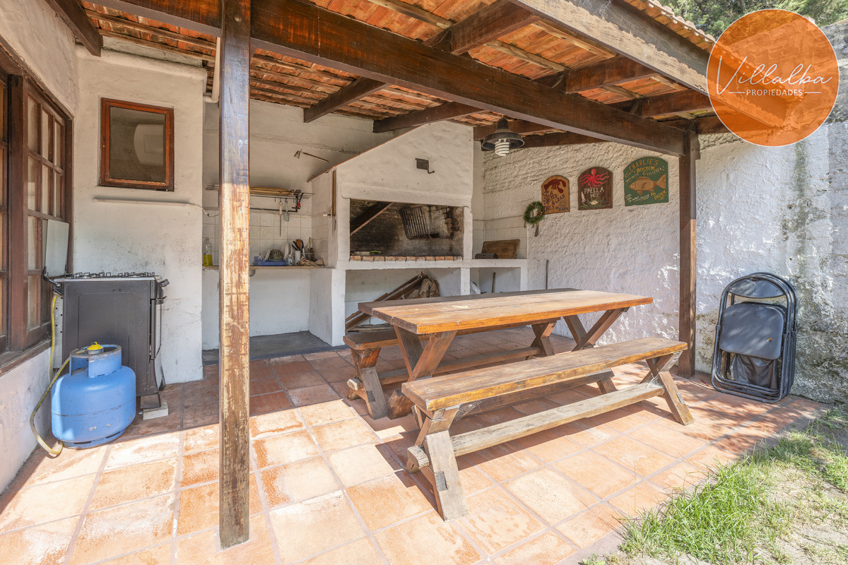 Apartamento ID.3412 - Casa en venta, 5 dormitorios en Punta del este!