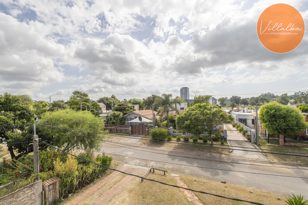 Apartamento ID.3412 - Casa en venta, 5 dormitorios en Punta del este!
