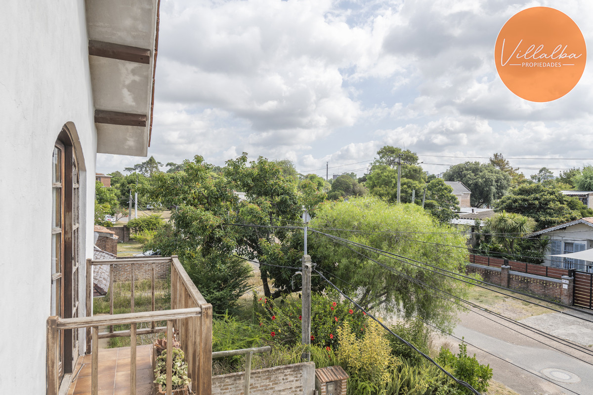 Apartamento ID.3412 - Casa en venta, 5 dormitorios en Punta del este!