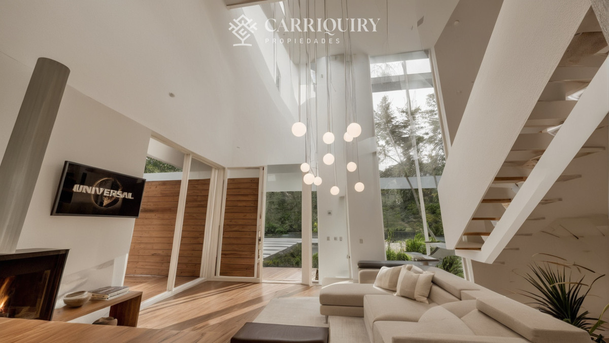 Casa ID.9723 - Casa minimalista 3 dormitorios en venta!