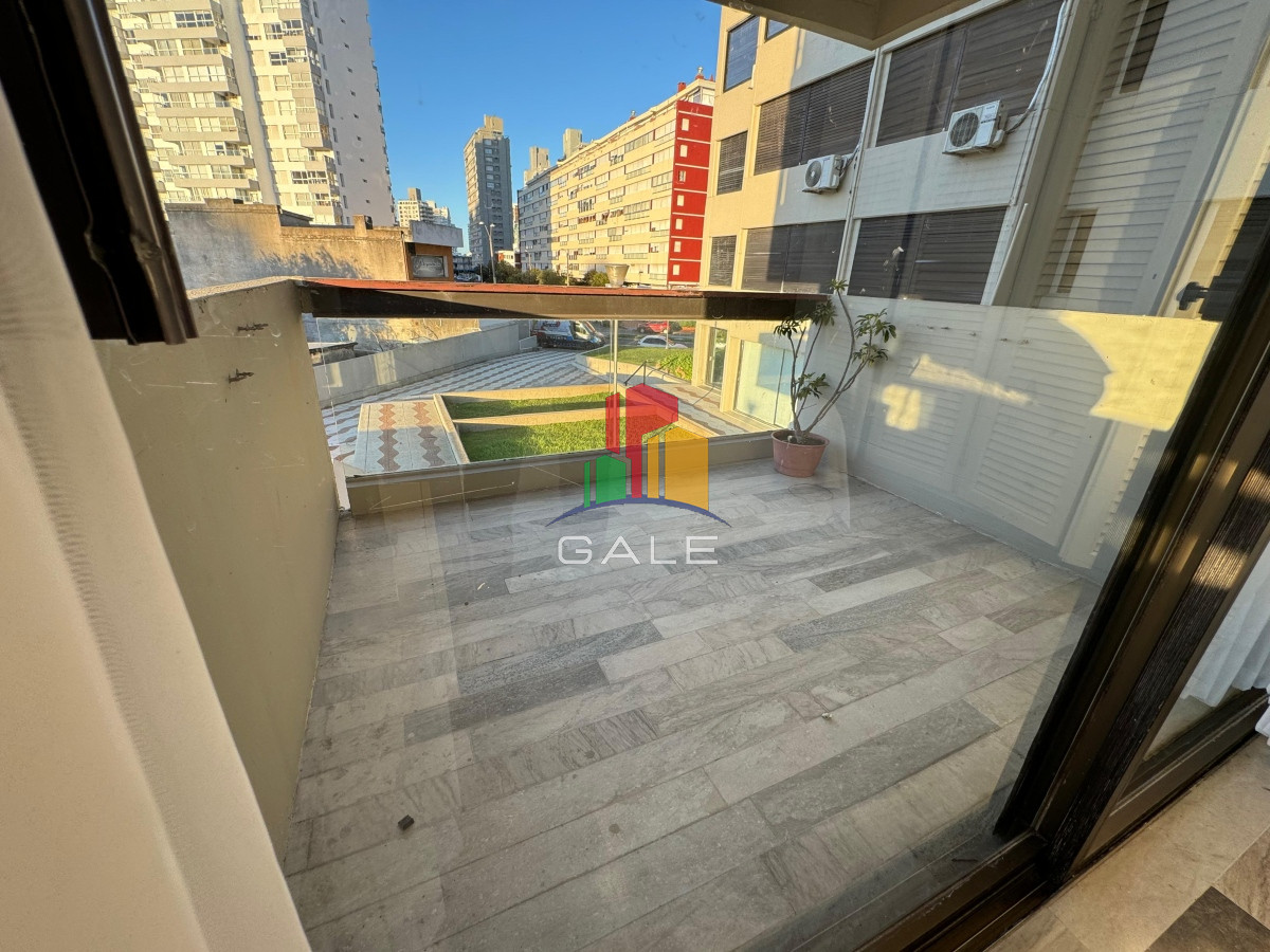 Apartamento ID.4427 - Apartamento de 3 dormitorios en venta y alquiler