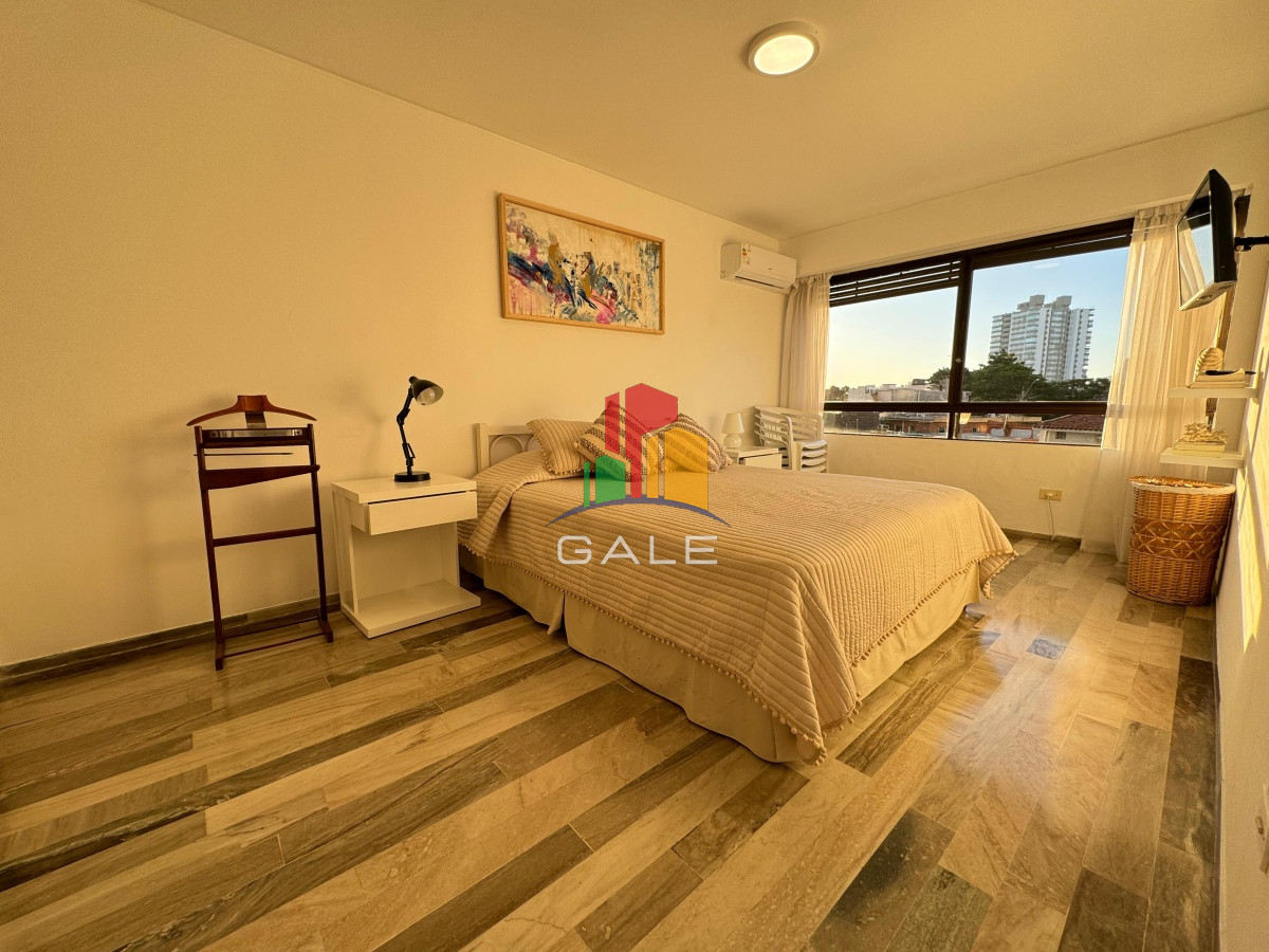 Apartamento ID.4427 - Apartamento de 3 dormitorios en venta y alquiler