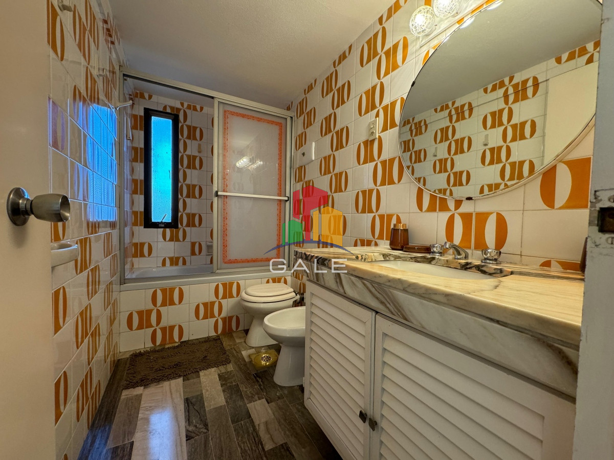 Apartamento ID.4427 - Apartamento de 3 dormitorios en venta y alquiler