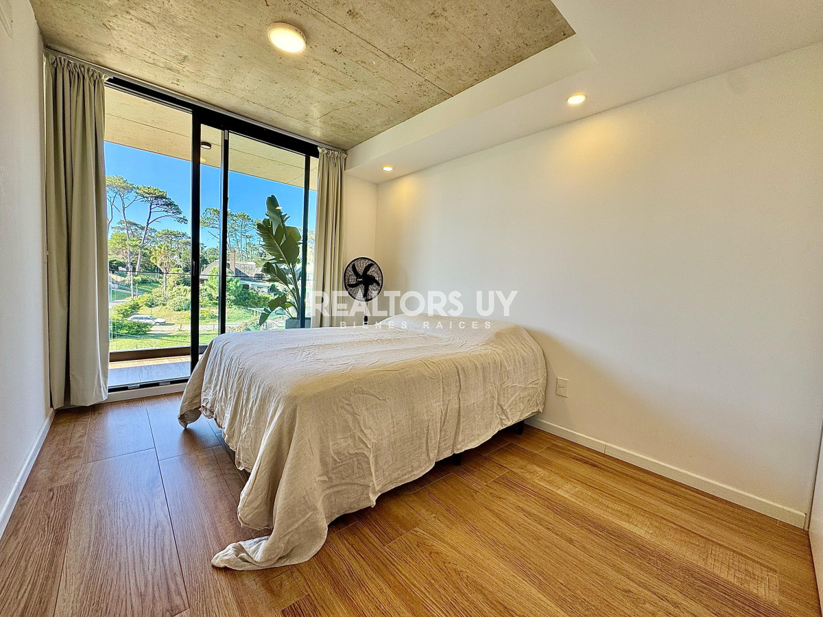 Apartamento ID.410 - Apartamento 1 dormitorio, alquiler anual primera linea playa mansa