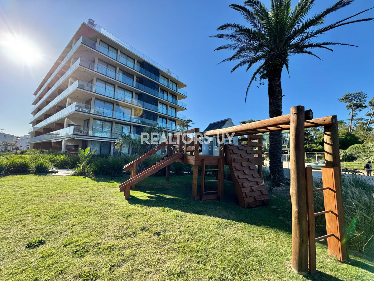 Apartamento ID.410 - Apartamento 1 dormitorio, alquiler anual primera linea playa mansa