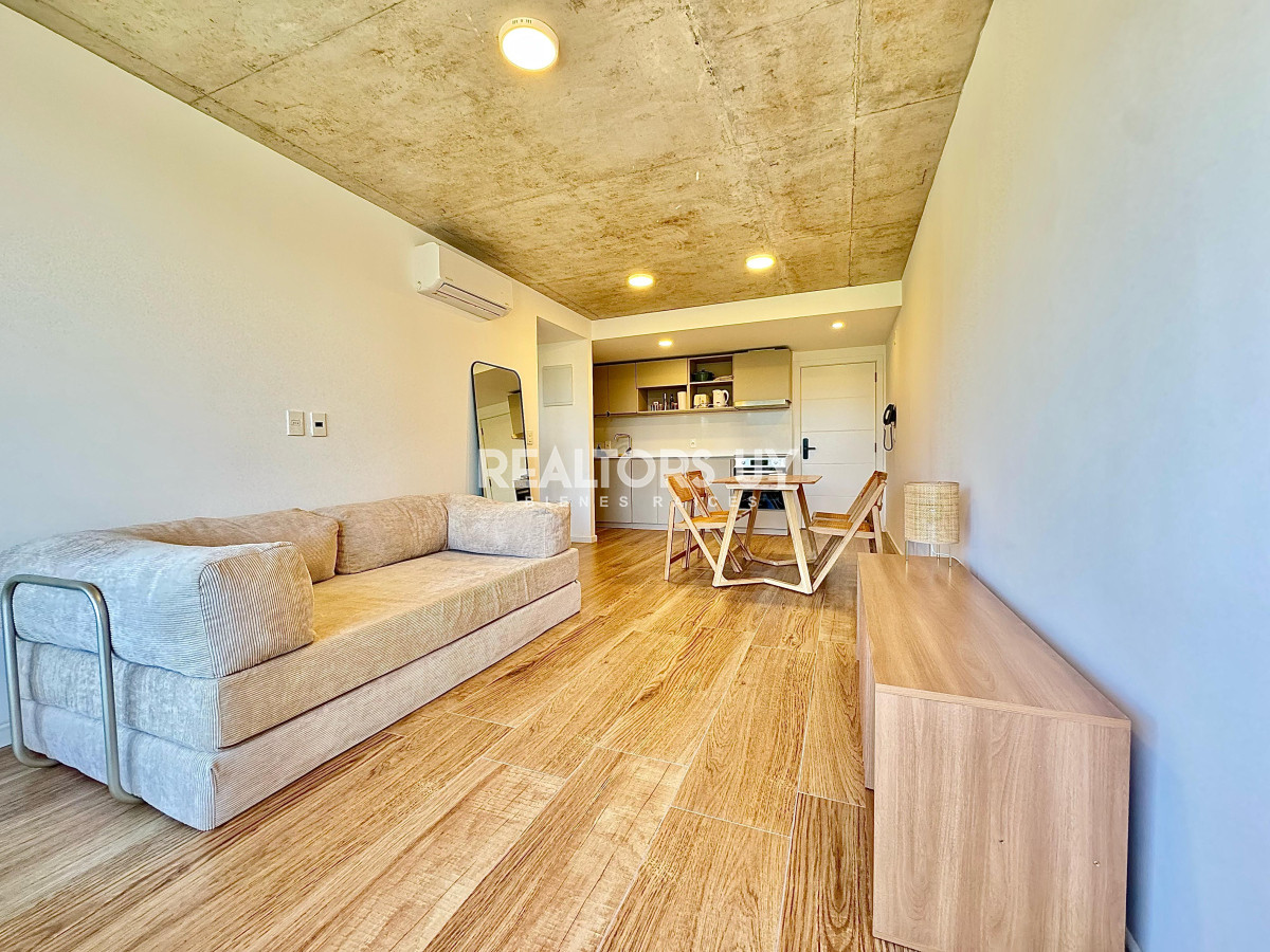 Apartamento ID.410 - Apartamento 1 dormitorio, alquiler anual primera linea playa mansa