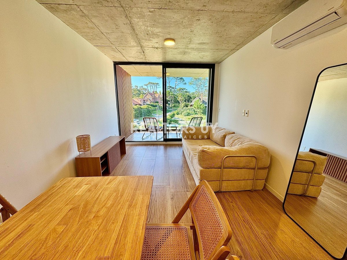 Apartamento ID.410 - Apartamento 1 dormitorio, alquiler anual primera linea playa mansa