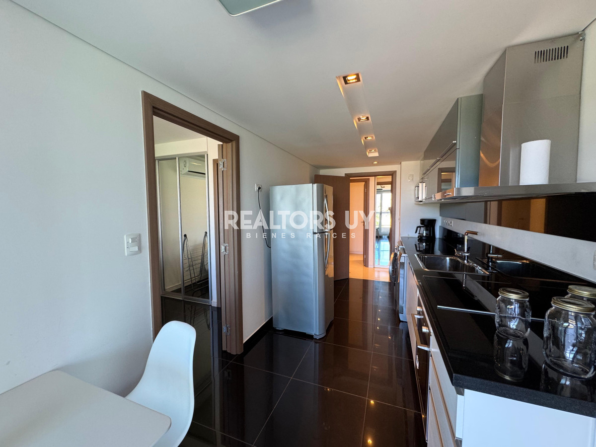 Apartamento ID.418 - Apartamento en venta, 2 dormitorios + dependencia