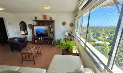 Apartamento de 2 dormitorios en venta, Punta del Este