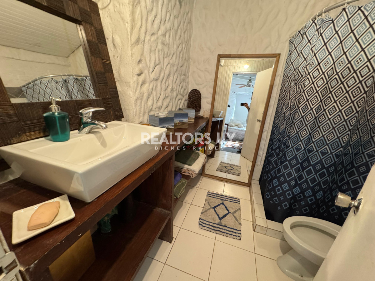 Casa ID.414 - Casa 4 dormitorios en venta y alquiler
