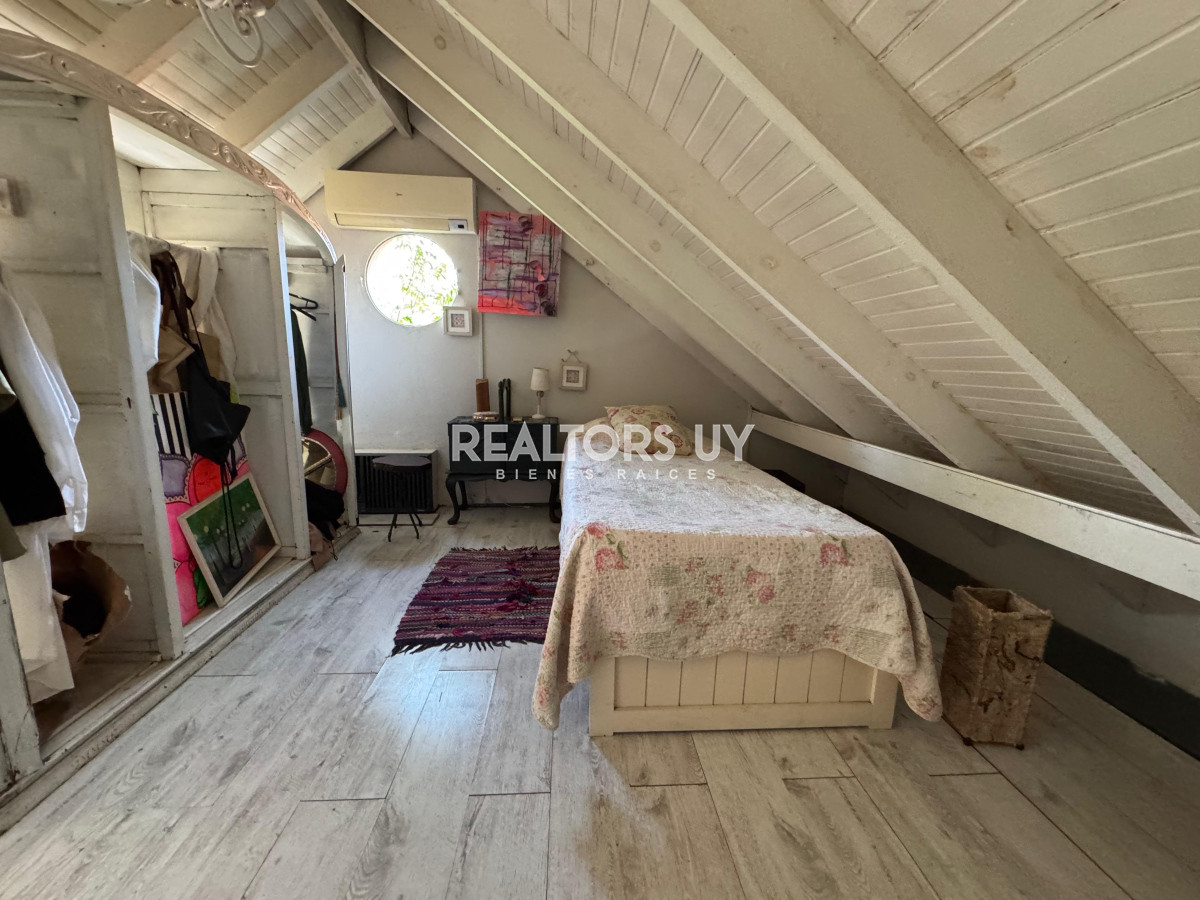 Casa ID.414 - Casa 4 dormitorios en venta y alquiler