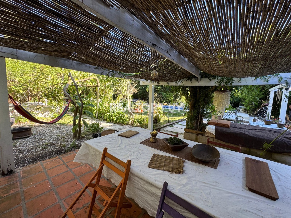 Casa ID.414 - Casa 4 dormitorios en venta y alquiler