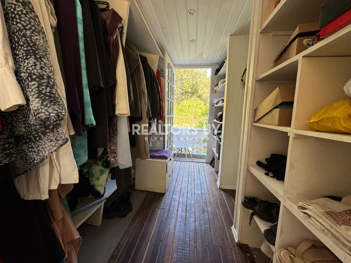 Casa ID.414 - Casa 4 dormitorios en venta y alquiler