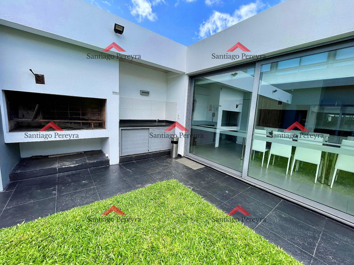 Apartamento ID.16042 - Apartamento en venta a pasos del mar, torre con excelentes servicios