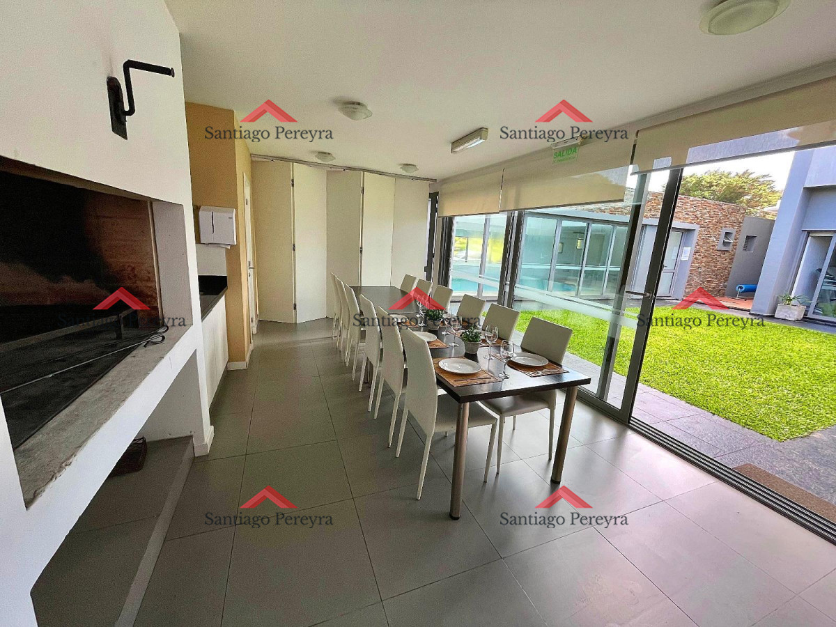 Apartamento ID.16042 - Apartamento en venta a pasos del mar, torre con excelentes servicios