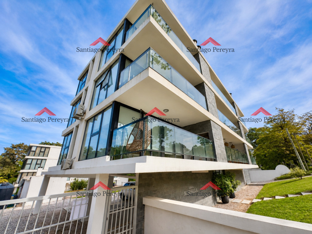 Apartamento ID.17126 - Apartamento en venta a pasos del mar, 2 dormitorios con parrillero