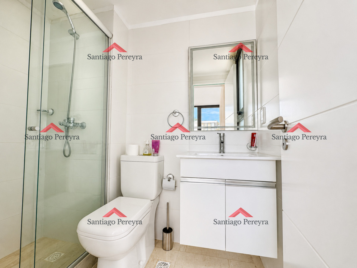 Apartamento ID.17126 - Apartamento en venta a pasos del mar, 2 dormitorios con parrillero