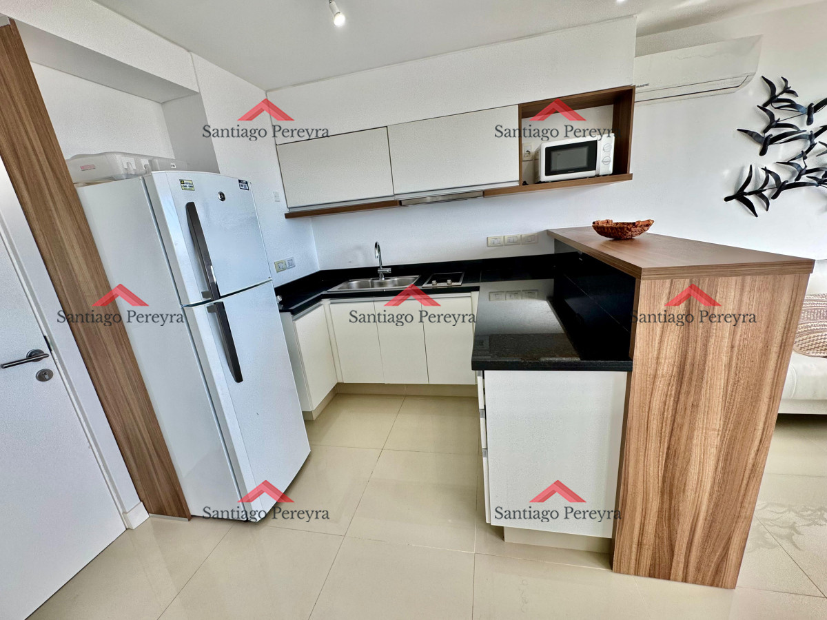 Apartamento ID.16042 - Apartamento en venta a pasos del mar, torre con excelentes servicios