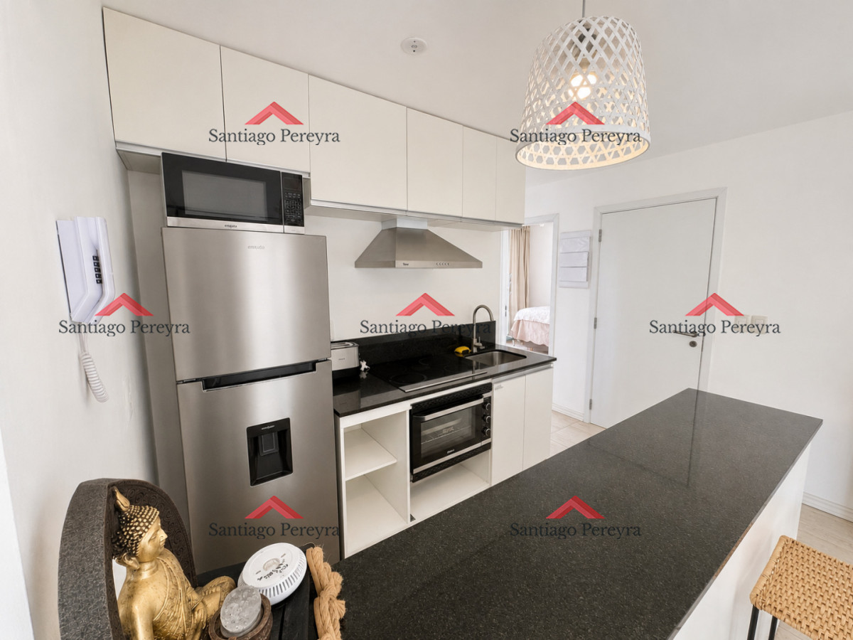 Apartamento ID.17126 - Apartamento en venta a pasos del mar, 2 dormitorios con parrillero