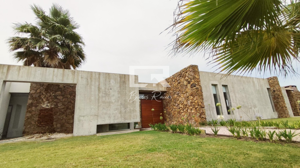 Casa ID.850 - Exclusiva casa de 3 dormitorios en El Quijote